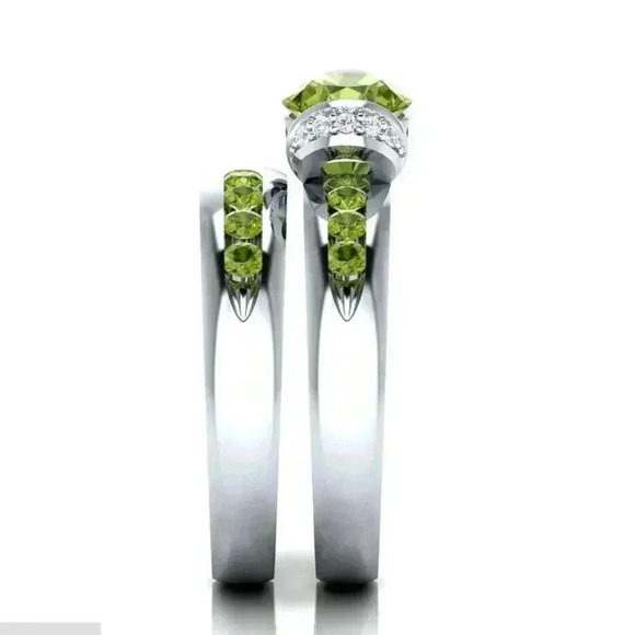 Gorgeous 925 Silver Peridot Diamond 2Pc Set - Picture 3 of 4